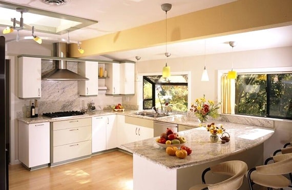 How to select the right furnishings and appliances for a modular kitchen in Delhi?